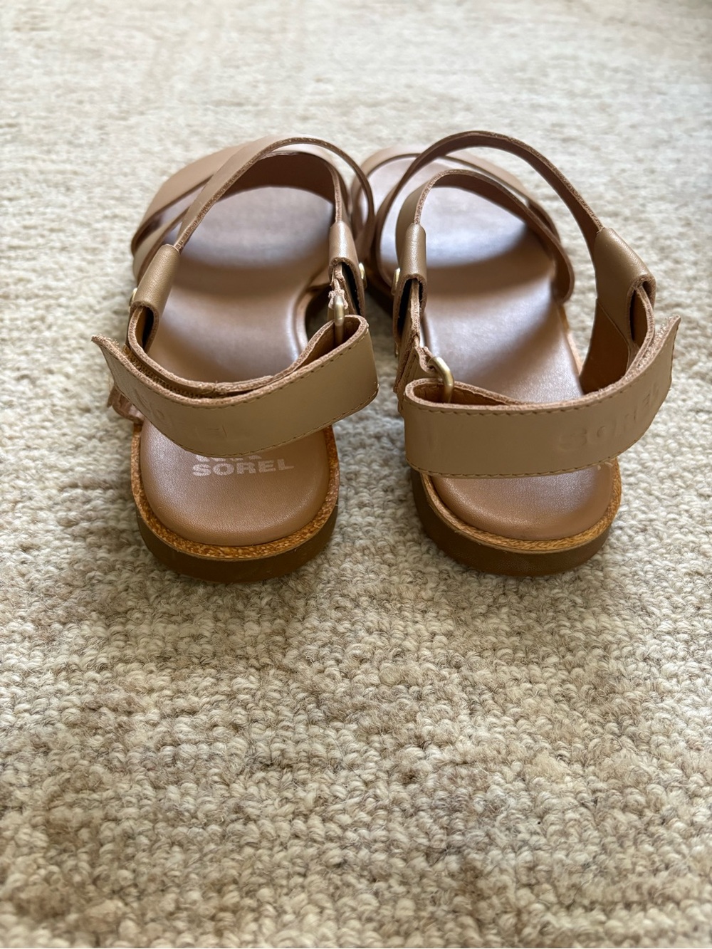 Sorel Ella III Crisscross Sandal, size 9 - Picture 7 of 8